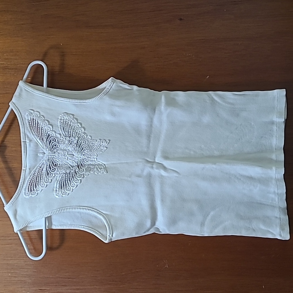 Lace Butterfly Ribbed Tank - Picture 3 of 4